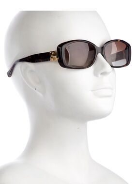 Louis Vuitton
Soupçon Square Sunglasses